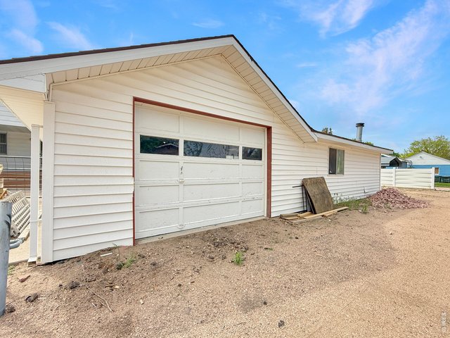 Property Photo 24 Detached 1 Car Garage - Alley Access