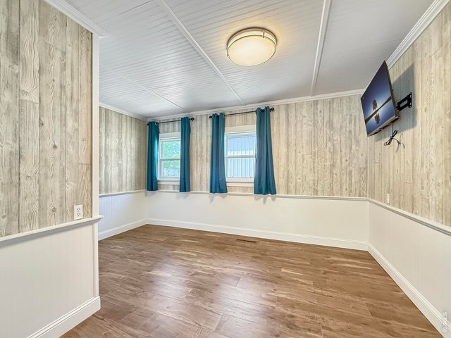 Property Photo 3 2nd Bedroom