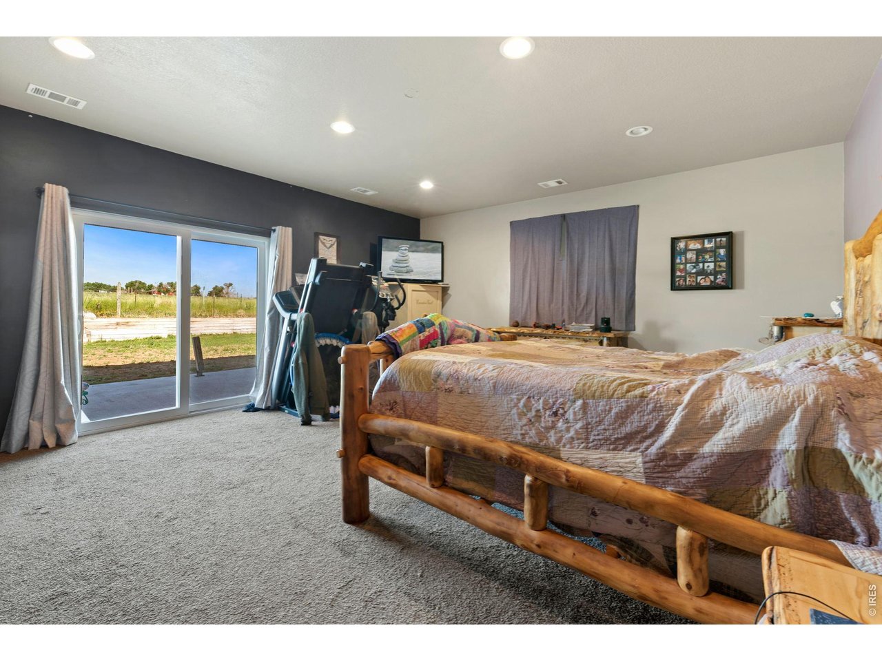 Primary suite