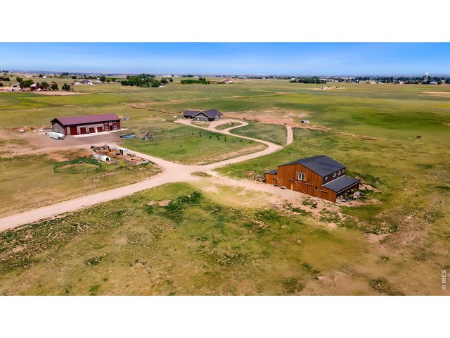 Property Photo 4 Two dwellings, a barn, and room to roam!