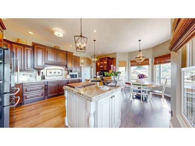 Property Photo 15 Kitchen