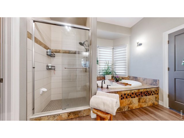 Property Photo 19 Primary Bath