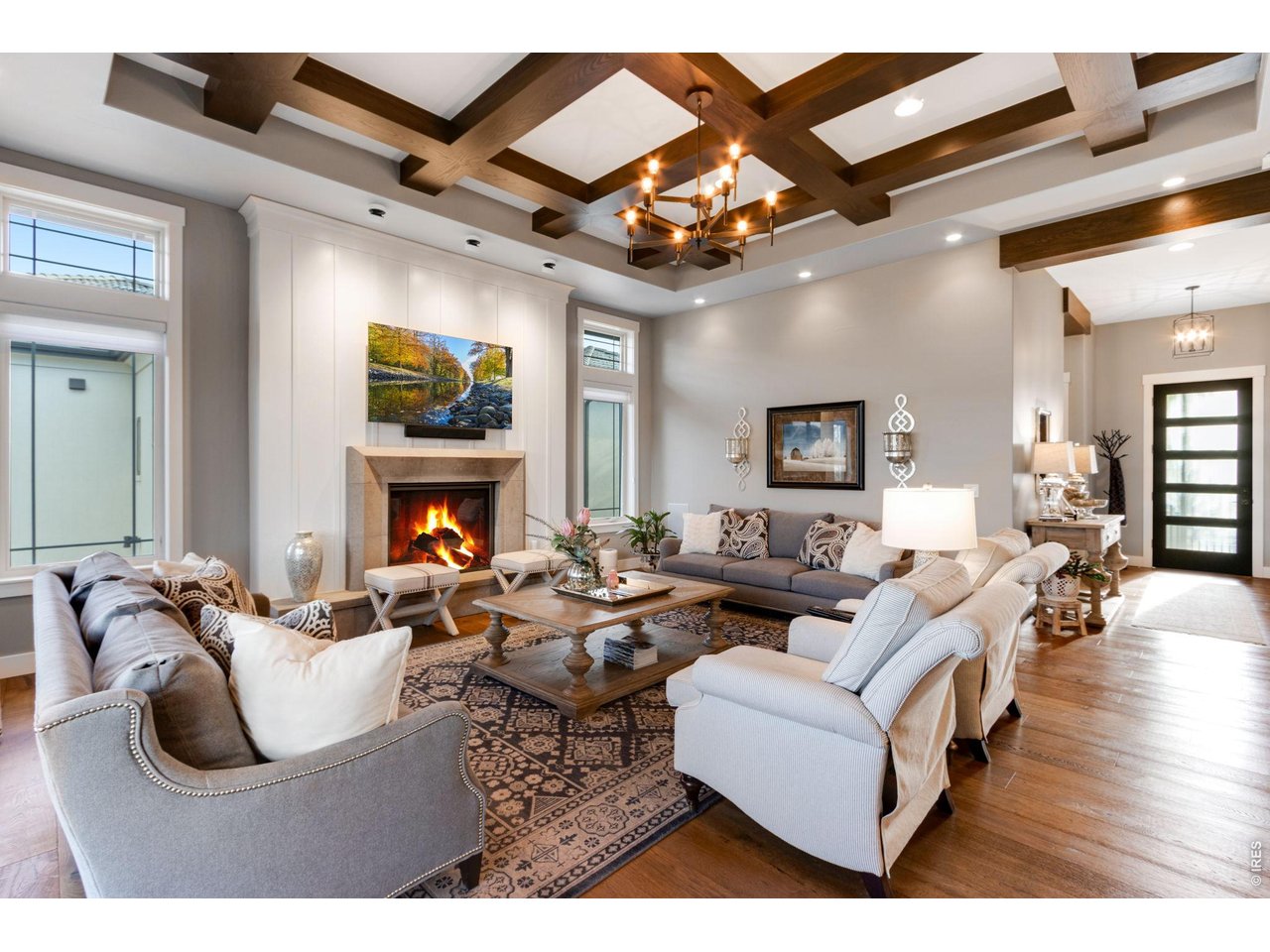 Elegant living