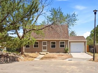 775 Bedivere Cir Lafayette, CO 80026