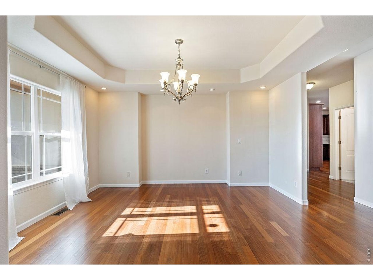 Property Photo 5 Formal Dining Room