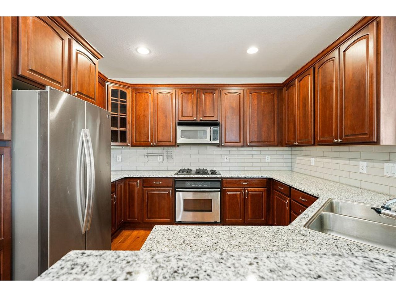 Property Photo 13 Kitchen