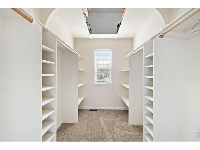 Property Photo 18 Walk-in Closet