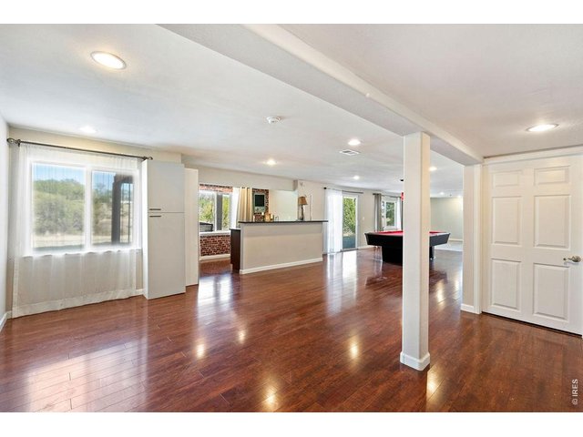 Property Photo 35 Wet Bar