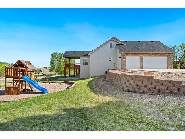 Property Photo 41 Playground