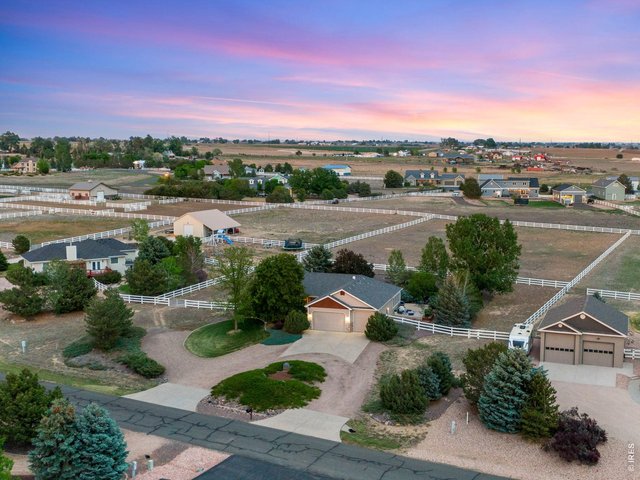 Property Photo 4 Sprinkler- Irrigation and drip line, established landscaping, quality Milgard windows throughout. 