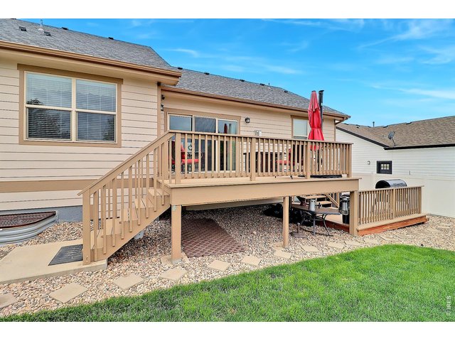 Property Photo 44 Awesome Deck