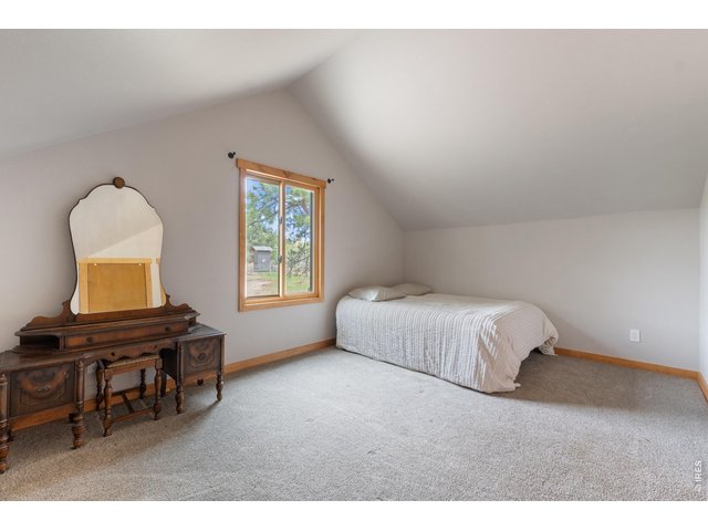 Property Photo 25 Upstairs bedroom