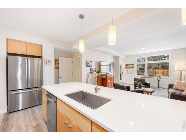 Property Photo 6 Bright and open kitchen and living room design