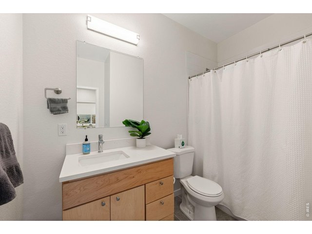 Property Photo 19 Basement Full Bathroom