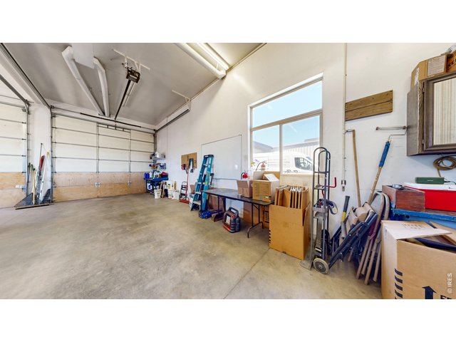 Property Photo 2 Workshop oversized doors