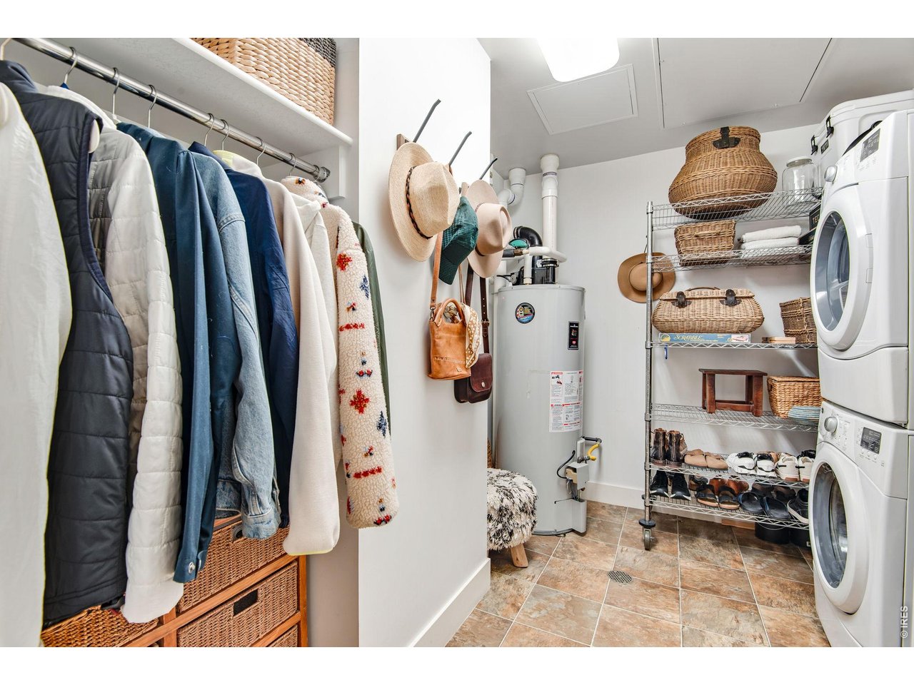 Spacious Storage Room off Front Entry
