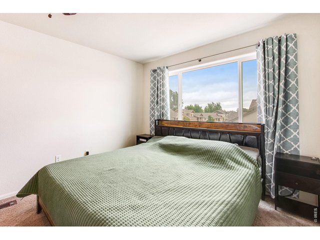 Property Photo 24 Primary bedroom