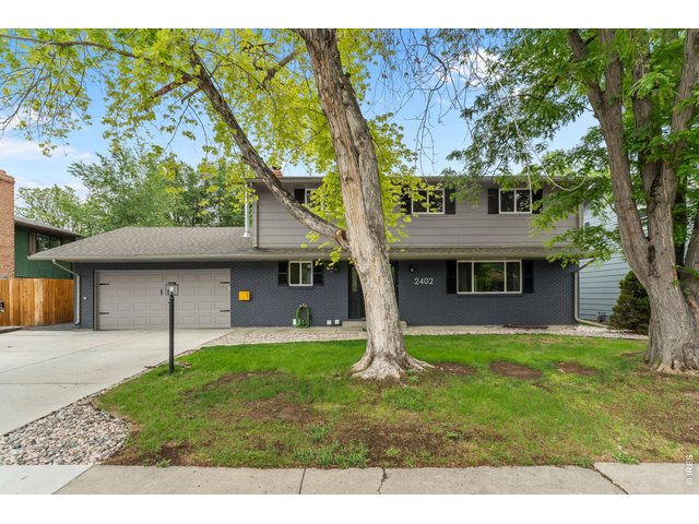 Property Photo 2 This home offers 6 beds, 4 baths, and 3,209 FINISHED square feet