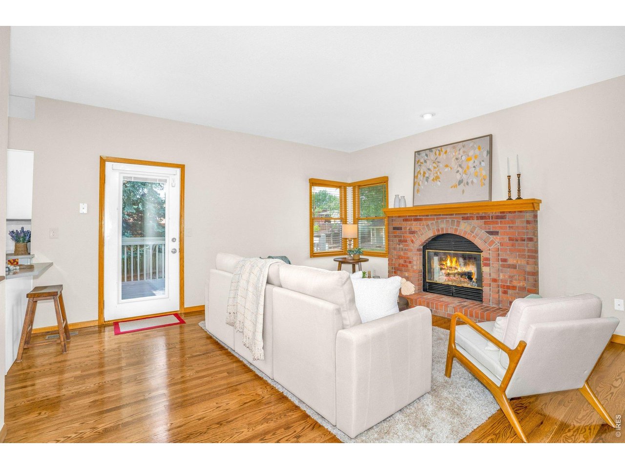 Access from family room to back deck and yard! 