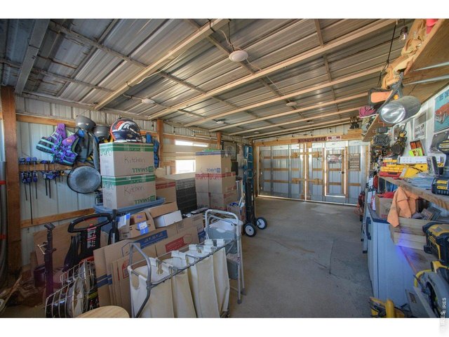 Property Photo 12 Attached Garage