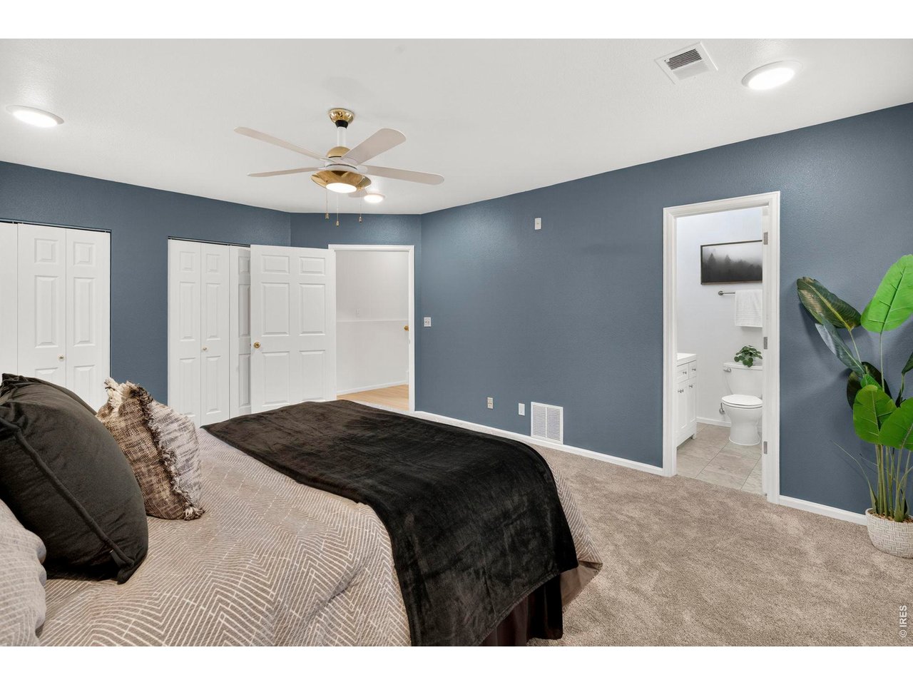 Primary Bedroom with ensuite full bathroom