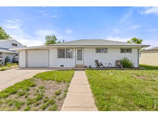 201 N 4th St La Salle, CO 80645
