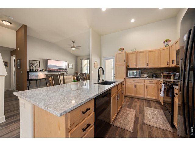 Property Photo 1 Wow! This Home Has it All! Upgraded and Ready for you to Enjoy! All of the Luxuries of New Construction without the Extra Hassel of Putting in A Yard, Ordering Blinds- Everything has Been Done for You!