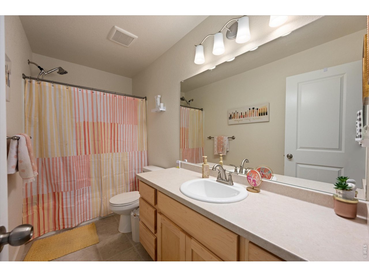 Full Bath Upstairs
