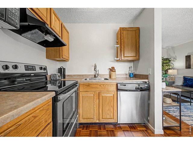 Property Photo 7 Kitchen 