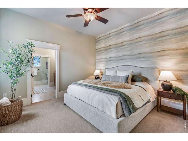 Property Photo 33 Dual Primary Suites, West Side Suite Newer plush carpet! 