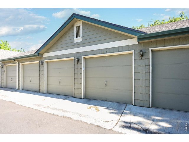Property Photo 27 1 car garage with new opener - just north of the condo
