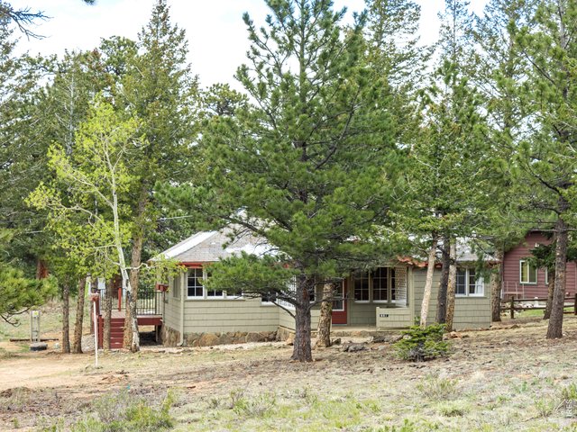Property Photo 8 Aspen & Pine