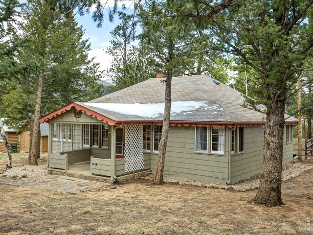 Property Photo 7 1-level 3br cottage
