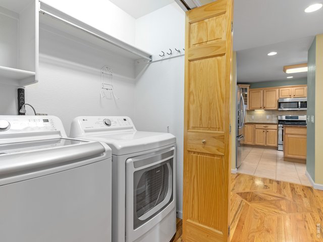 Property Photo 28 Main level laundry