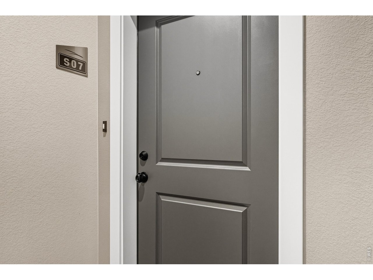 Property Photo 15 Secure entry hallway to your front door! 