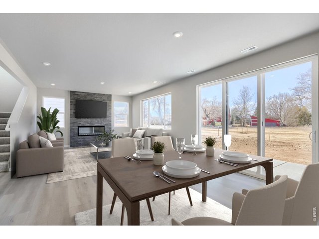 Property Photo 11 Functional open floor plan