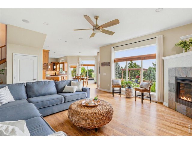 Property Photo 12 Open floor plan is perfect for hosting