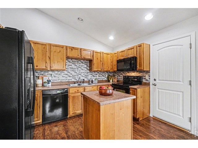 Property Photo 11 