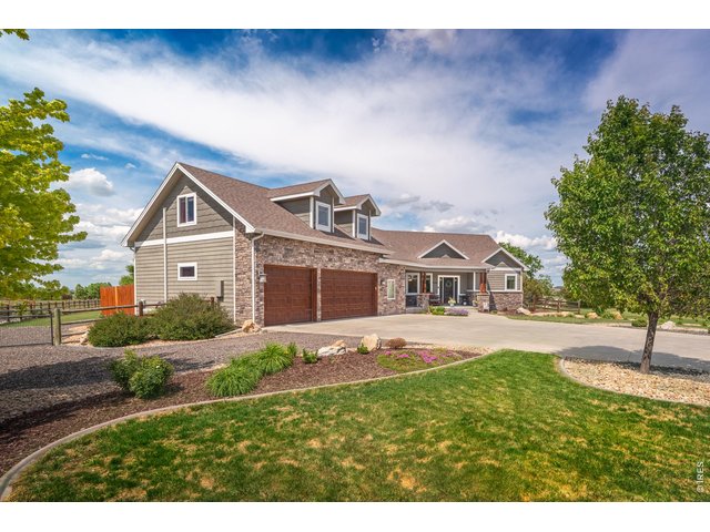 Property Photo 21 Meticulously maintained with custom curbing