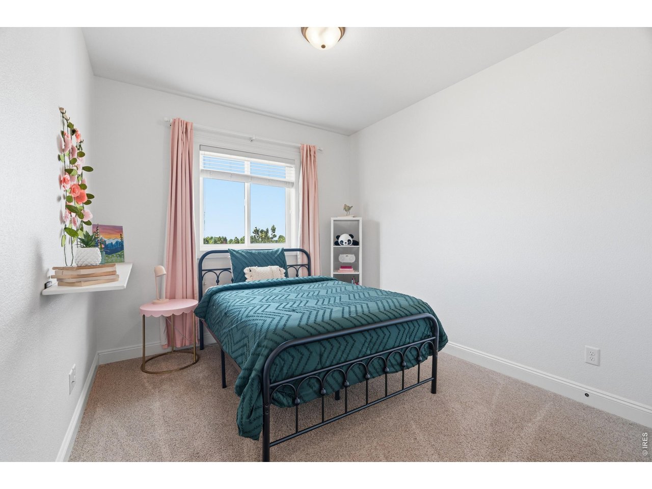 Main level bedroom #2