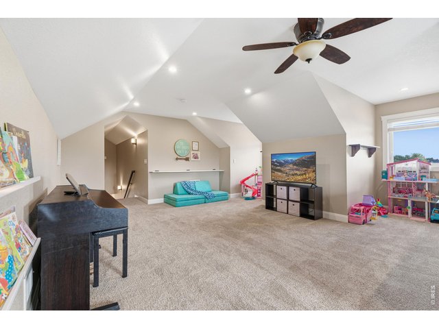 Property Photo 36 Large playroom