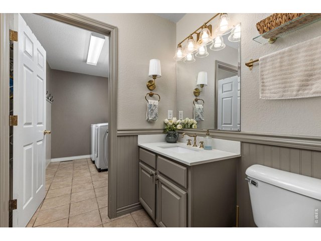 Property Photo 19 Main Floor Guest Bath