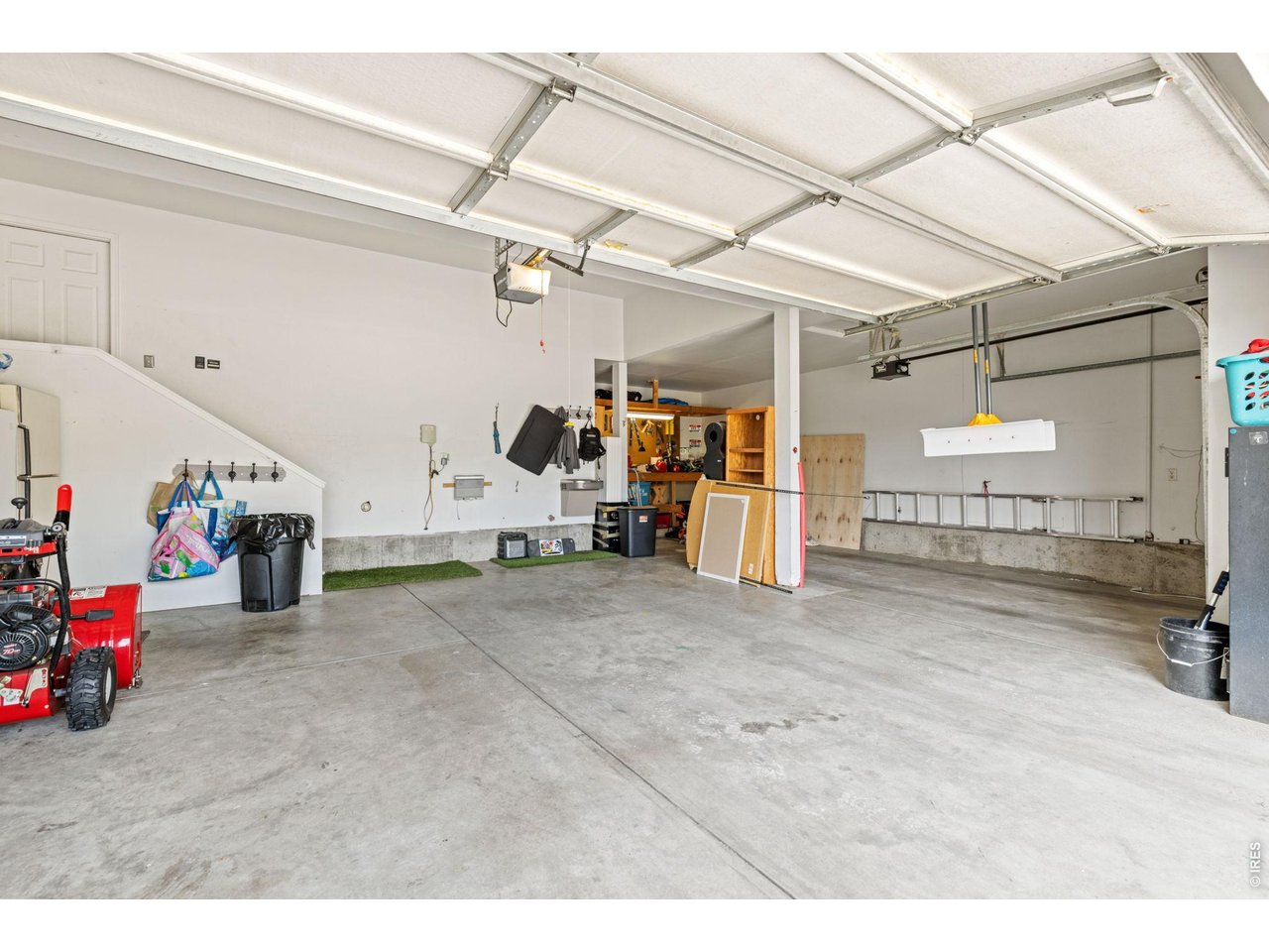 Oversized 810 Sq Ft Fully Drywalled 3 Car Garage With Shop Area