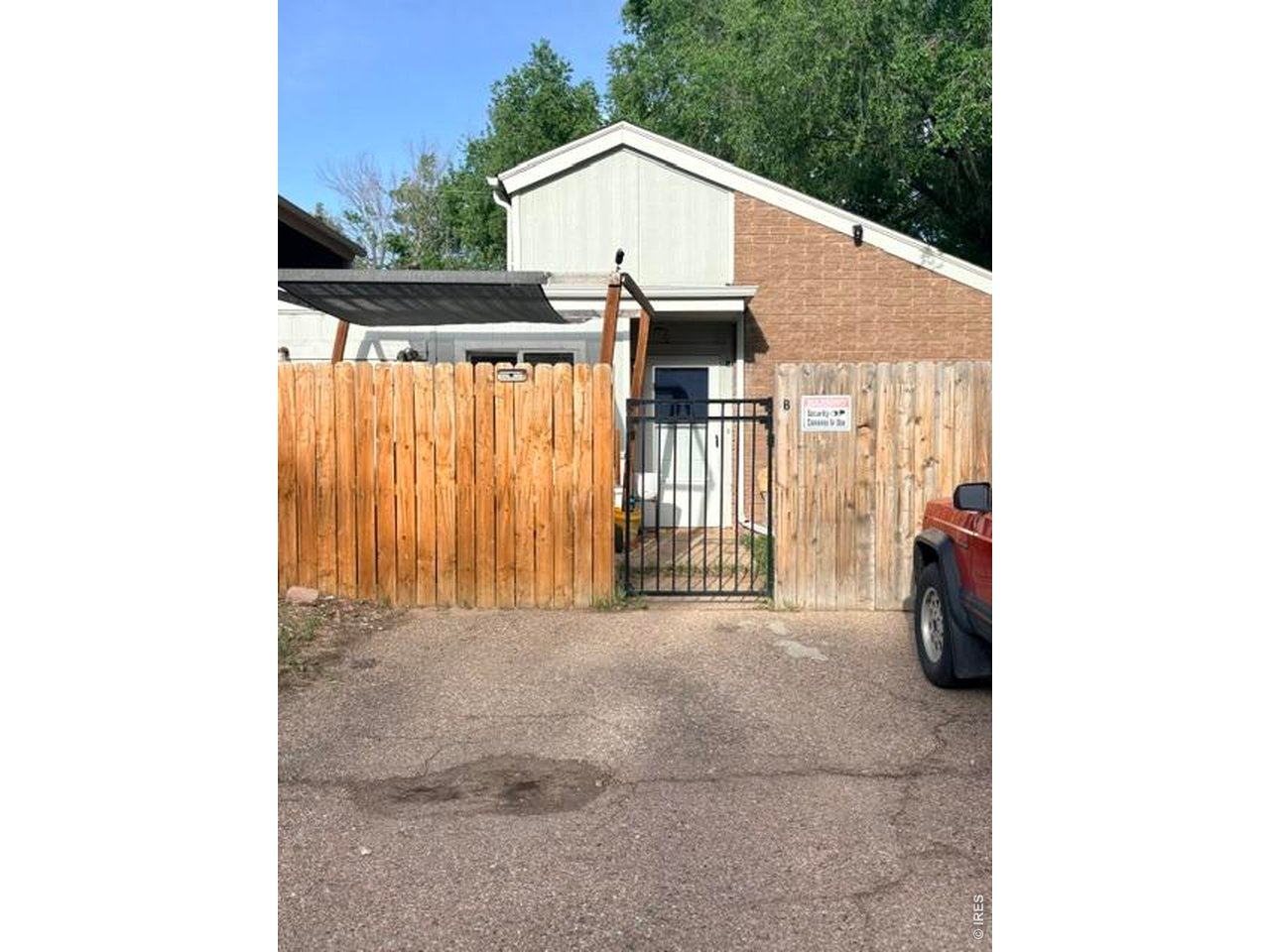 Welcome home to Unit B