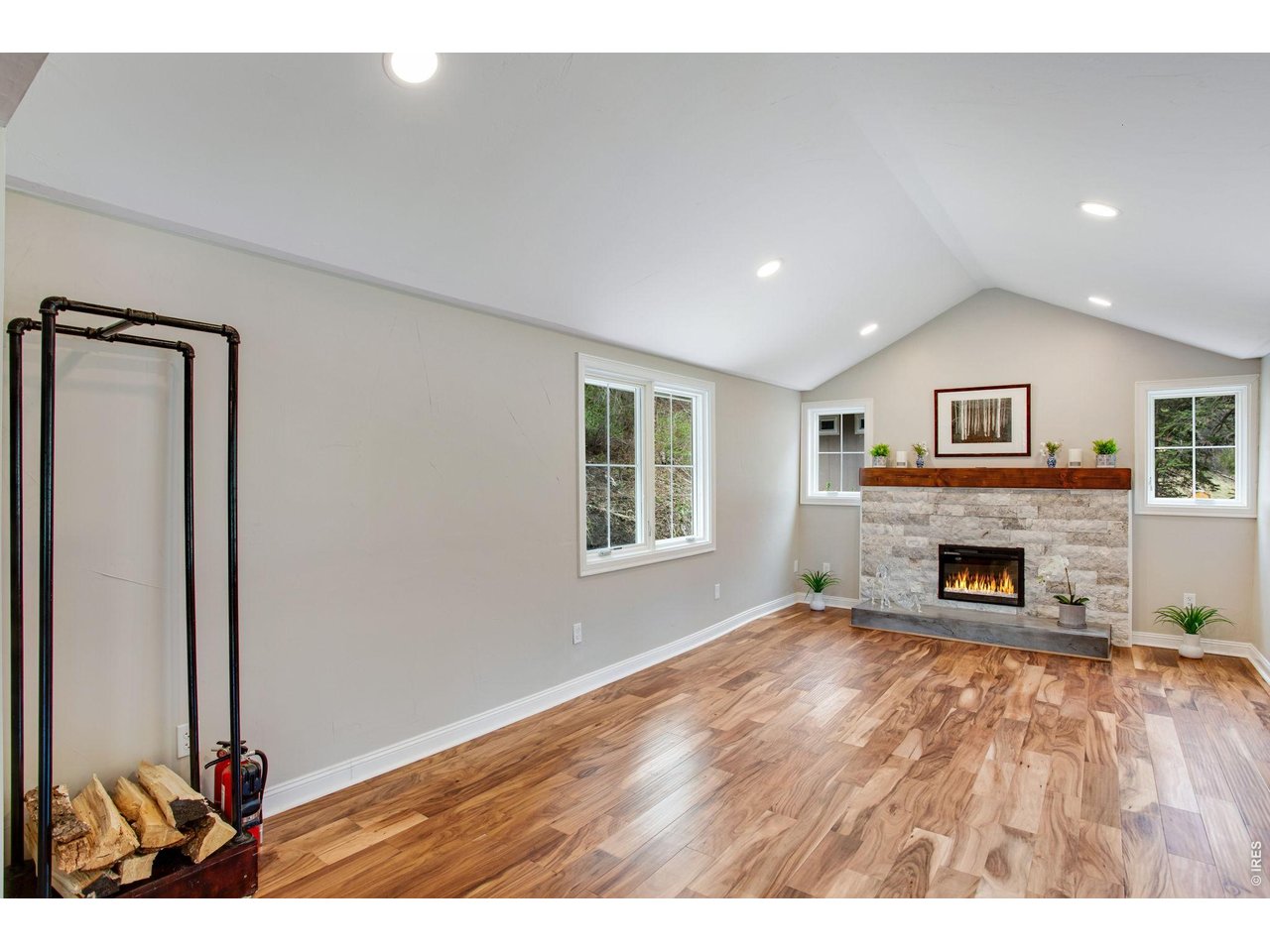 Loaded with natural light 
