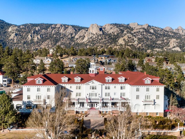 Property Photo 36 Minutes from the Historic Stanley Hotel and on-site shops and restaurants.