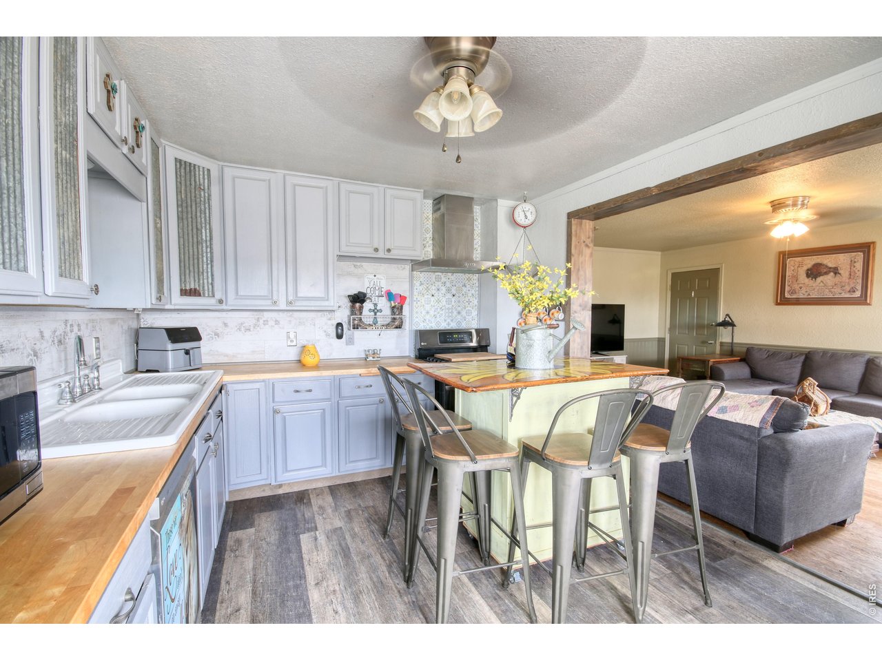 Property Photo 8 