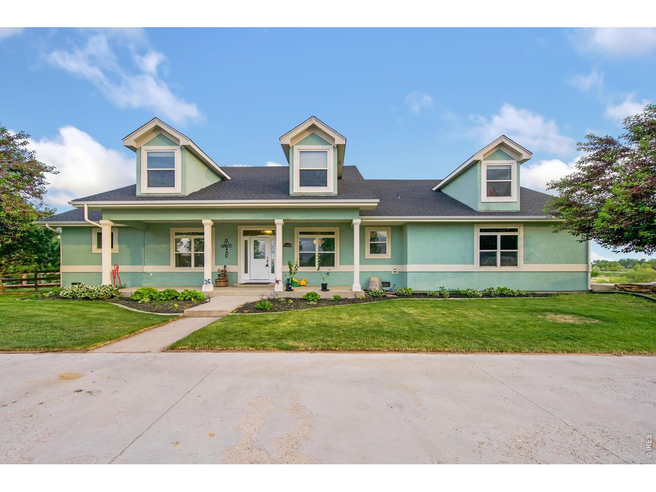 Farm House style. 