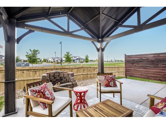 Property Photo 23 Fire pit