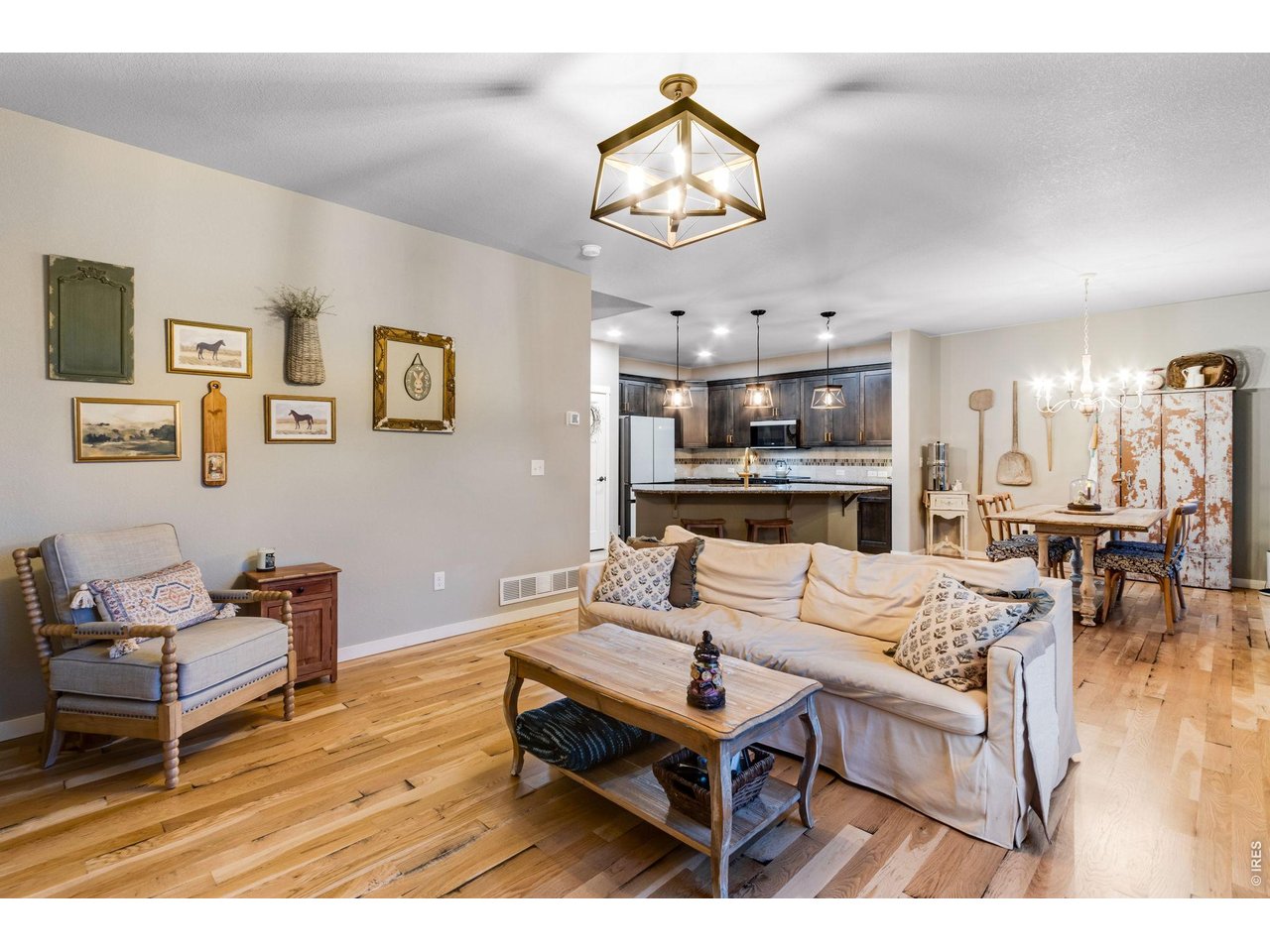 Family room 